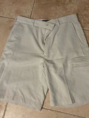 Pebble Beach Light Gray Men's Hybrid Shorts